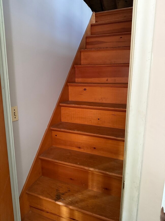 Building Photo - 182 Arnoldale Rd