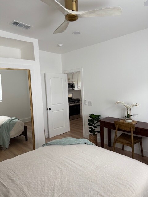 Building Photo - 20127 Citronia St