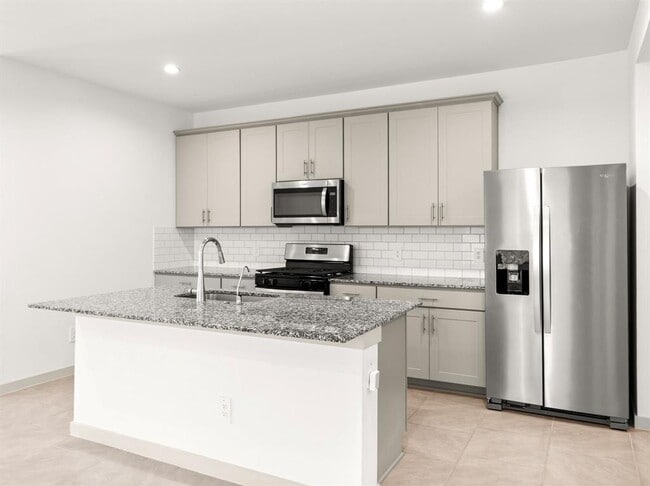 Building Photo - 4918 Pne Hvn Ln