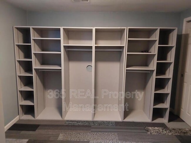 Building Photo - 2201 12th St