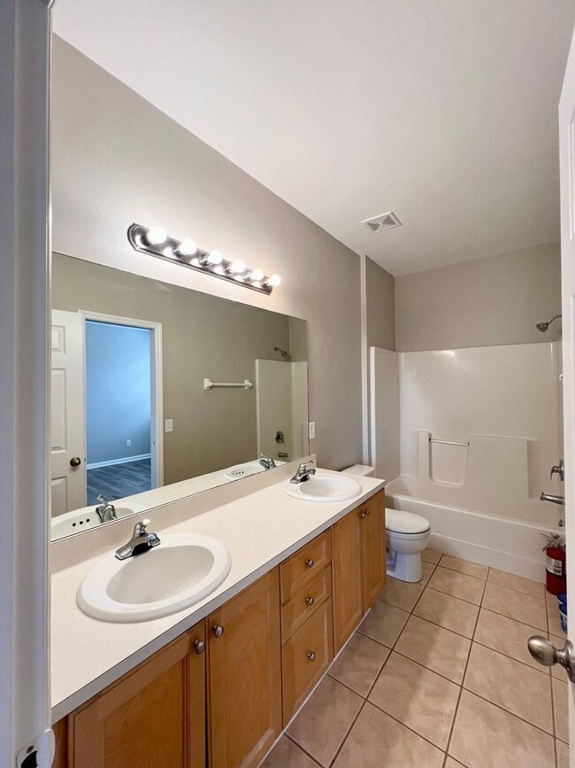 Building Photo - Location, Location! Completely Remodeled Spacious 3BR/2BR!