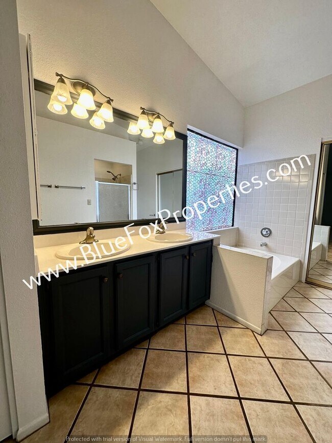 Building Photo - 4891 W Condor Dr