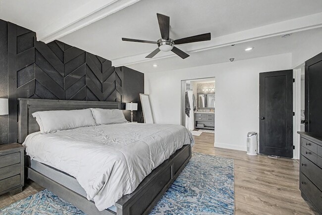 Building Photo - 6315 E Delcoa Ave