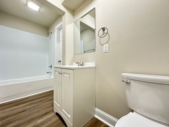 Building Photo - 2 Bedroom Fully Remodeled Home Ogden Iowa