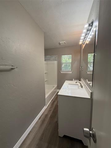 Building Photo - 6705 Manor Dr