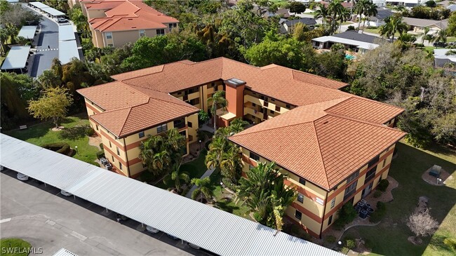 Building Photo - 6142 Whiskey Creek Dr