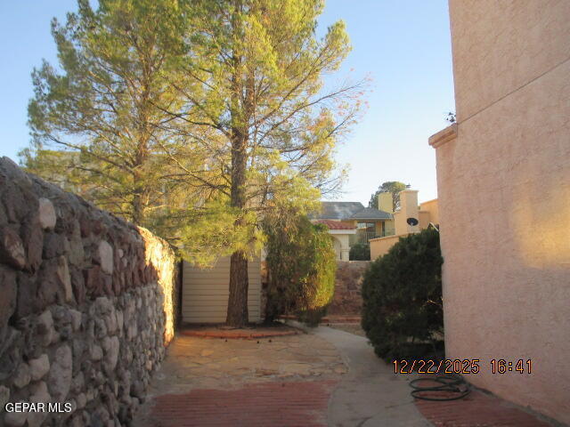 Building Photo - 7572 Le Conte Dr