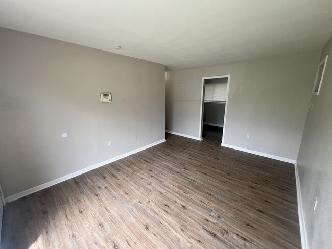 Building Photo - Move In Special!!!! 3 Bedroom 1 Bath home ...