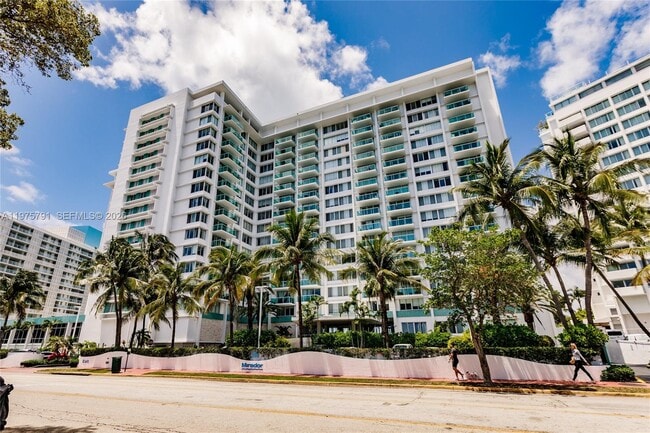 Building Photo - 1000 West Ave