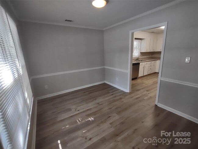 Building Photo - 615 Rama Rd