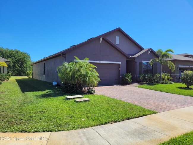 Building Photo - 760 Acadia Ct SE