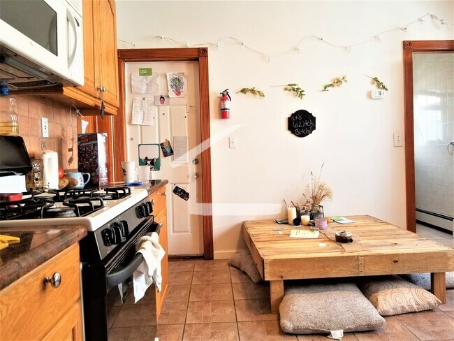 Building Photo - NICE BRIGHTON LISTING!!!!!