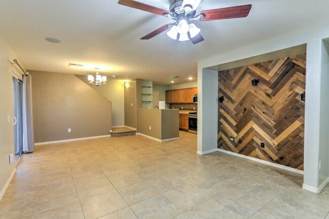 Building Photo - Rancho Sahuarita