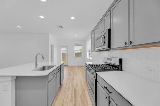 Building Photo - 149 Filifera Ct