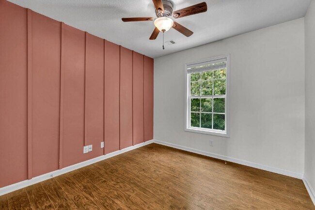 Building Photo - 2701 Hidden Ridge Ct