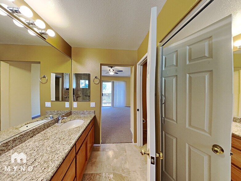 Building Photo - 6844 Adolphia Dr