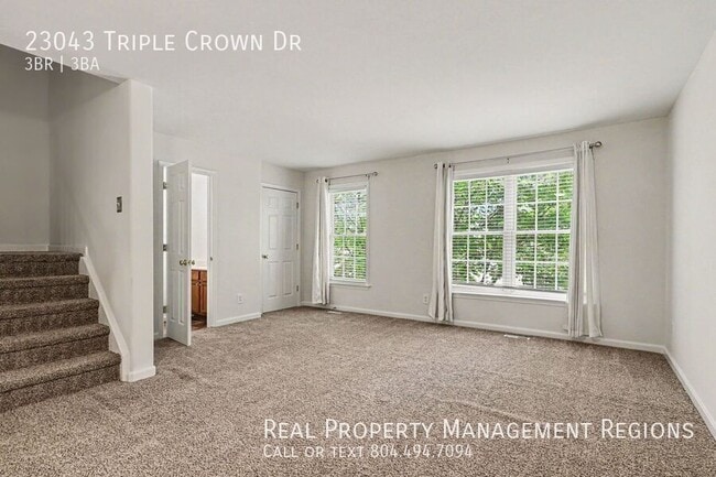 Building Photo - 23043 Triple Crown Dr