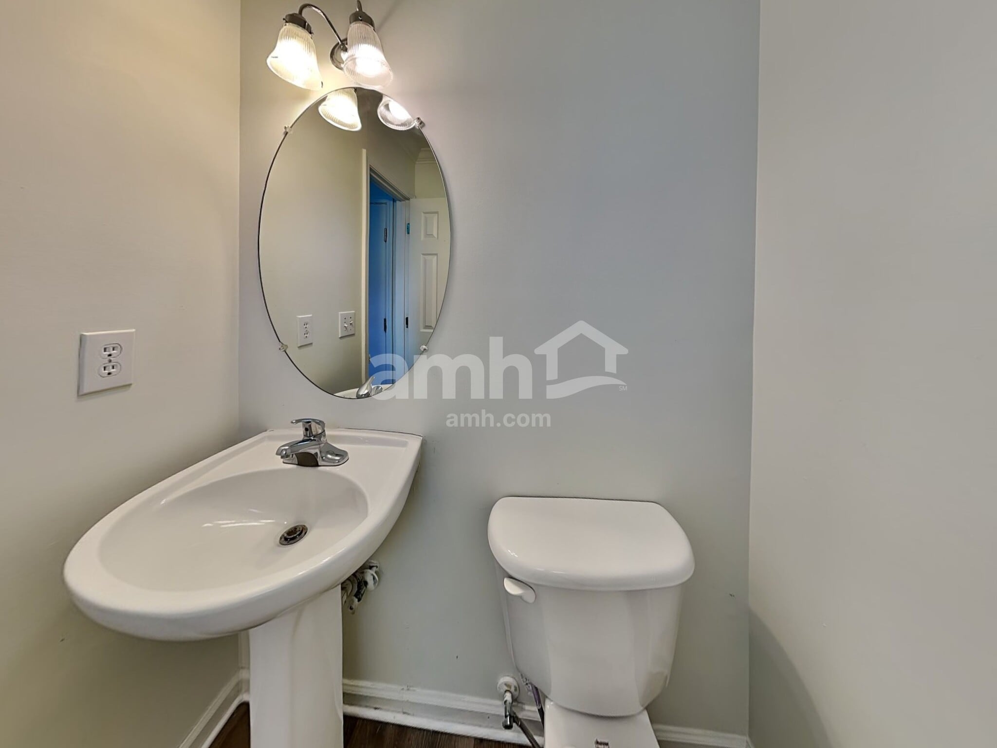 Building Photo - 2504 Boulder Ridge Dr