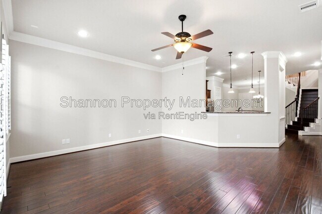 Building Photo - 5642 Petty St