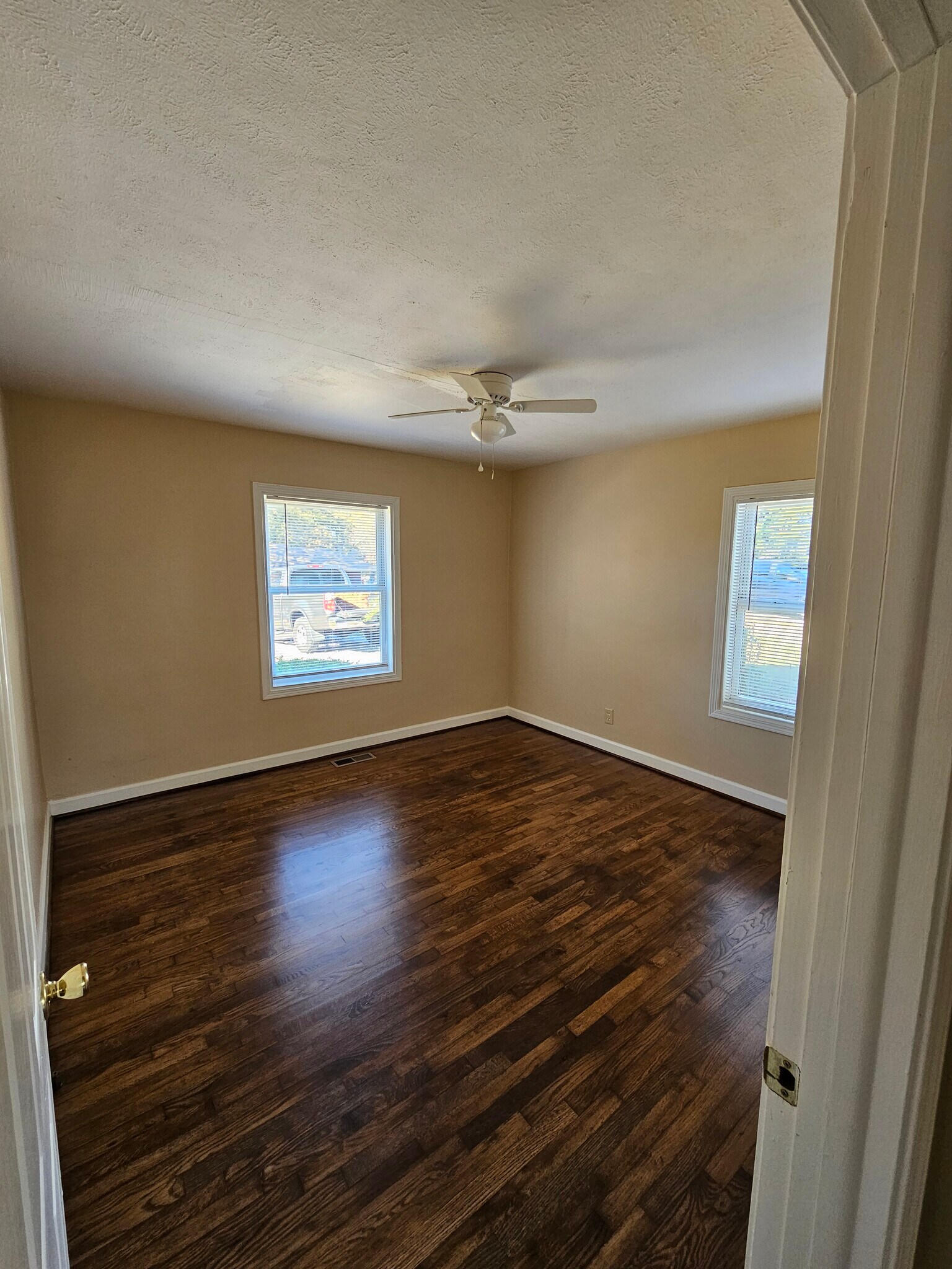 Building Photo - 1780 Crestridge Dr SE