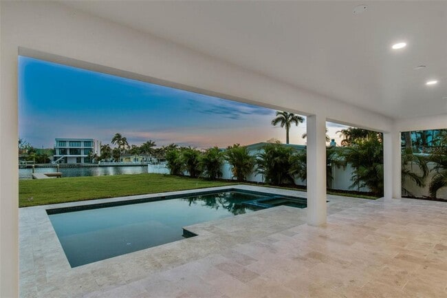 Building Photo - 3 Treasure Ln