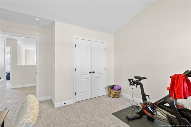 Building Photo - 597 Micahs Way N