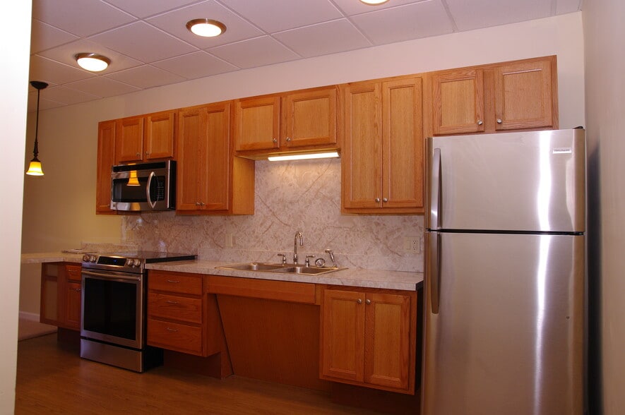 Primary Photo - 1120 Wyoming Ave
