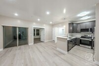 Building Photo - 67 S Main St