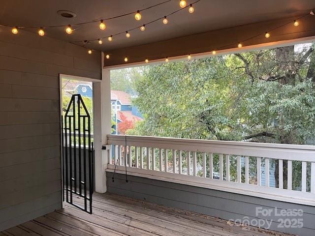 Building Photo - 433 W 8th St