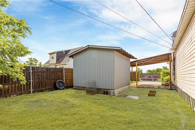 Building Photo - 1702 Manor Garden Mnr