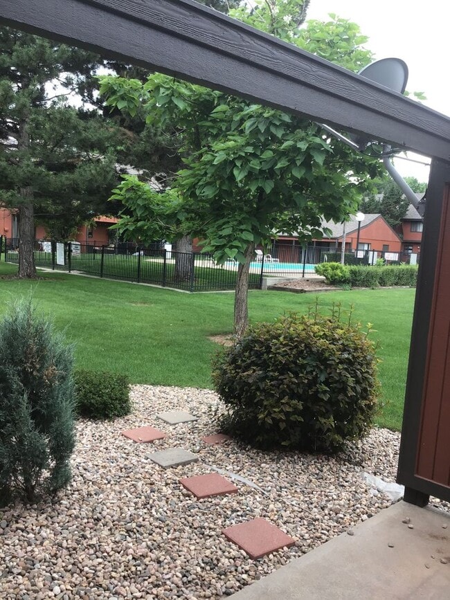 Building Photo - 1625 W Elizabeth St