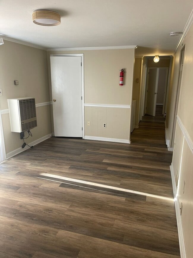 Building Photo - 11 Malvina Ln