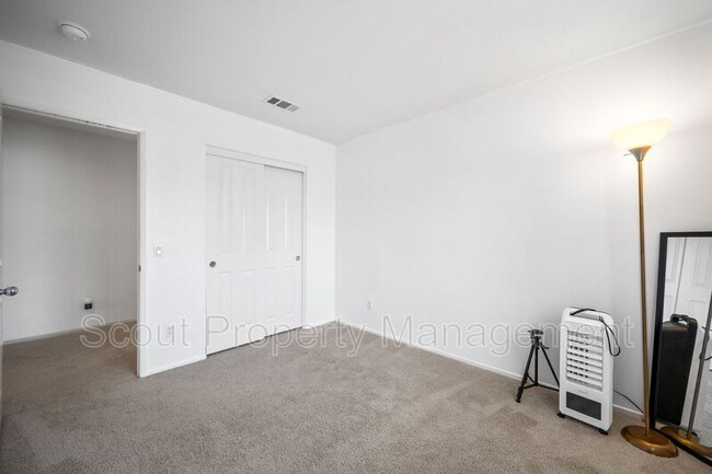Building Photo - 29308 Abelia Ln