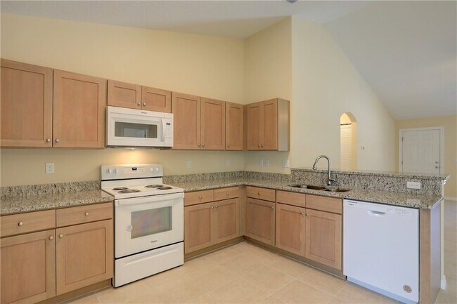 Building Photo - 8876 98th Ct
