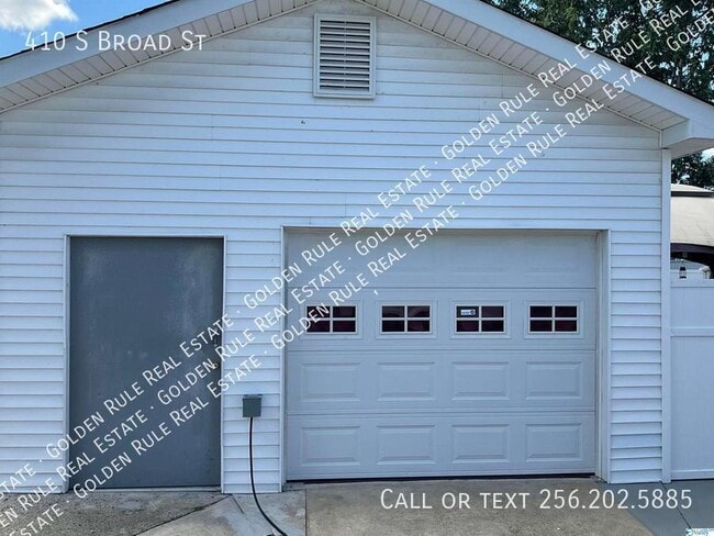 Building Photo - 410 S Broad St