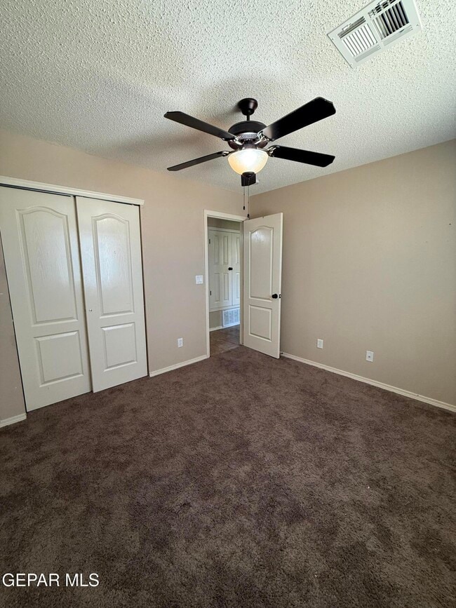 Building Photo - 14345 Desert Sage Dr
