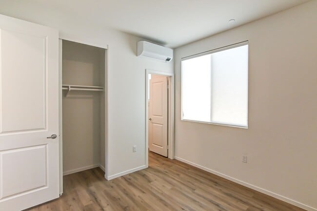 Interior Photo - Division & Highland Rowhomes
