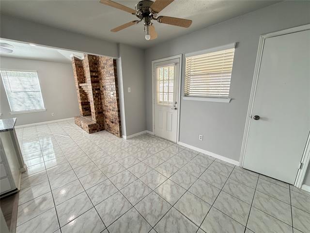 Building Photo - 5812 Kennedy St