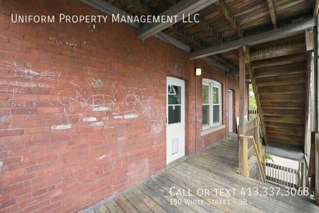 Building Photo - 150 White St