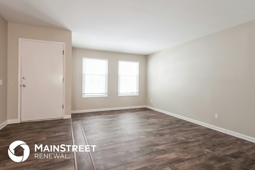 Building Photo - 5832 Sir Edward Ct