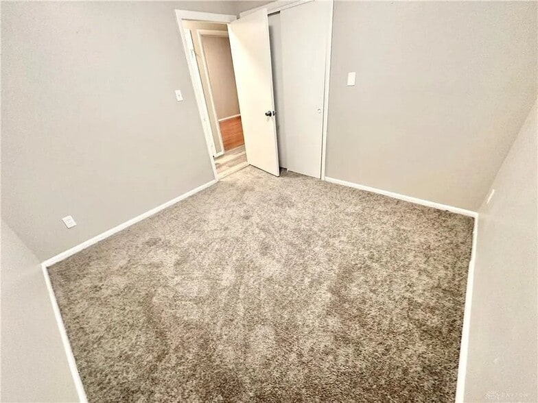 Building Photo - 309 Bridge St