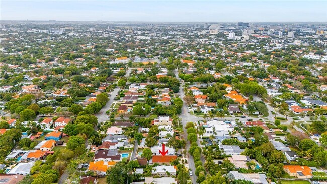 Building Photo - 426 SW 26th Rd