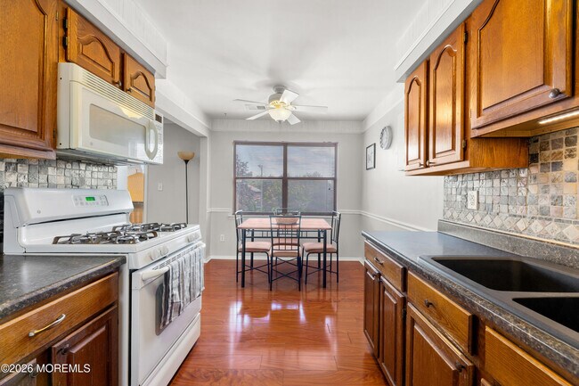 Building Photo - 131 Beverly Hl Ter