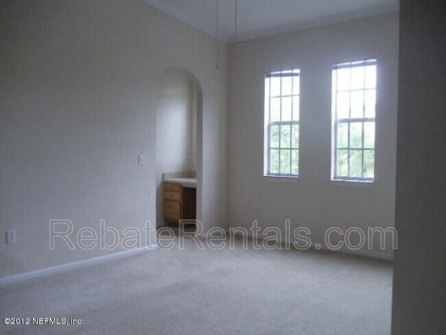 Building Photo - 10075 Gate Pkwy N