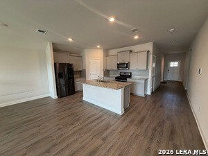 Building Photo - 1433 Redwood Crk