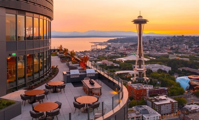 Building Photo - Modern Spire Condo with Space Needle Views in Belltown