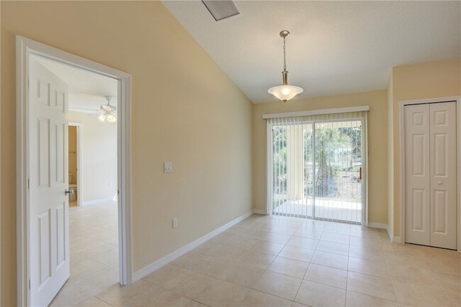 Building Photo - 8876 98th Ct