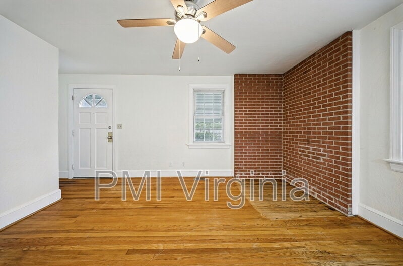 Building Photo - 3702 Cape Henry Ave