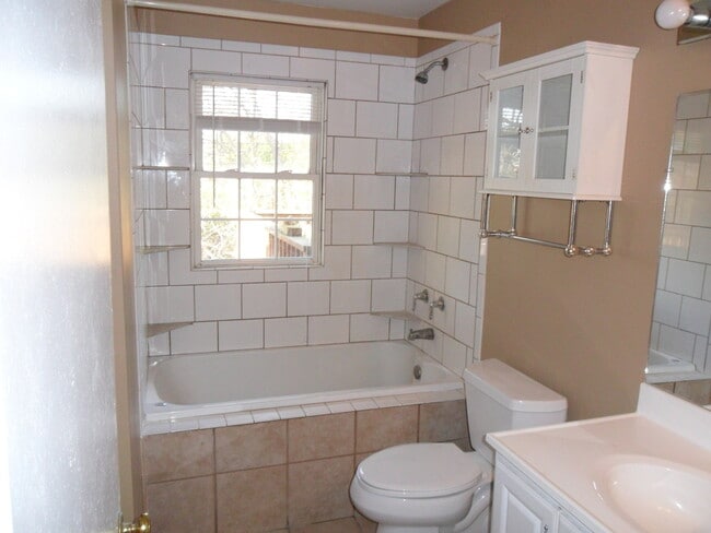 Building Photo - COMING SOON! Spacious Home w/ Finished Basement, Fenced Backyard & Garage!