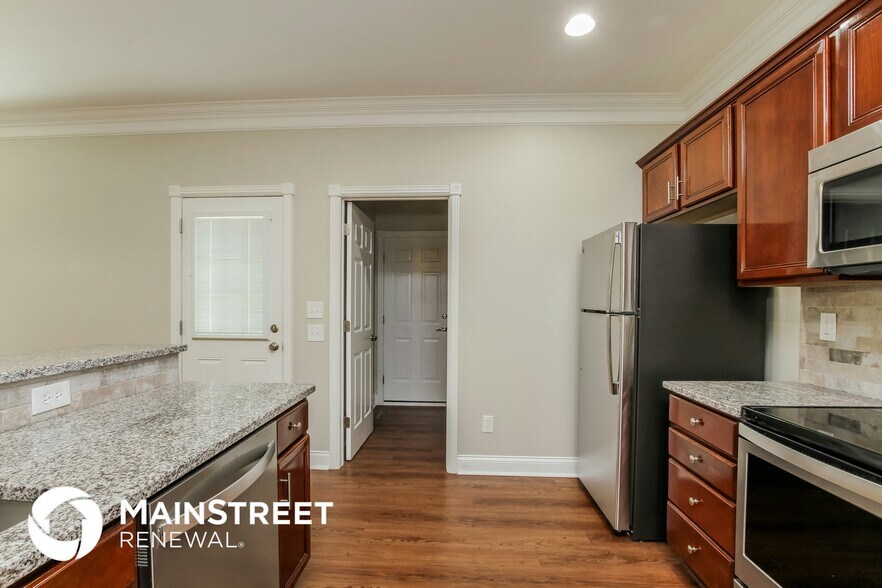 Building Photo - 15032 Alexander Pl Dr